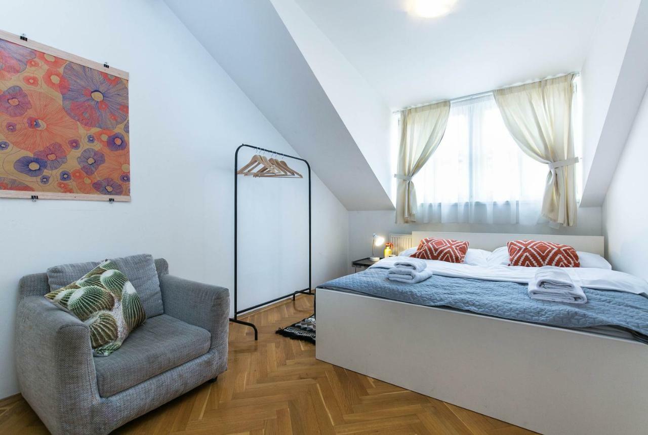 Art Apartments Prague II Exterior photo